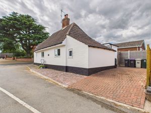 Parking- click for photo gallery